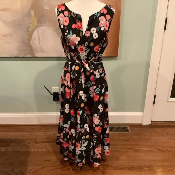 eshakti Dresses & Skirts - Eshakti floral dress